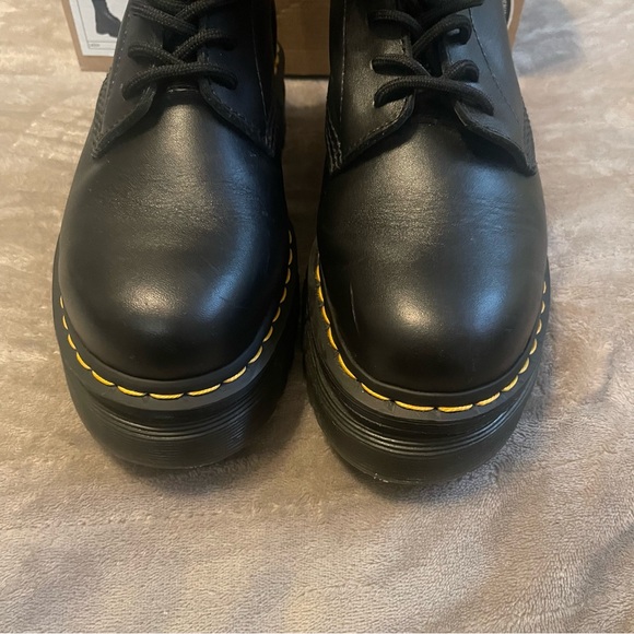 Dr. Martens Audrick Boot size 8 - Picture 4 of 11